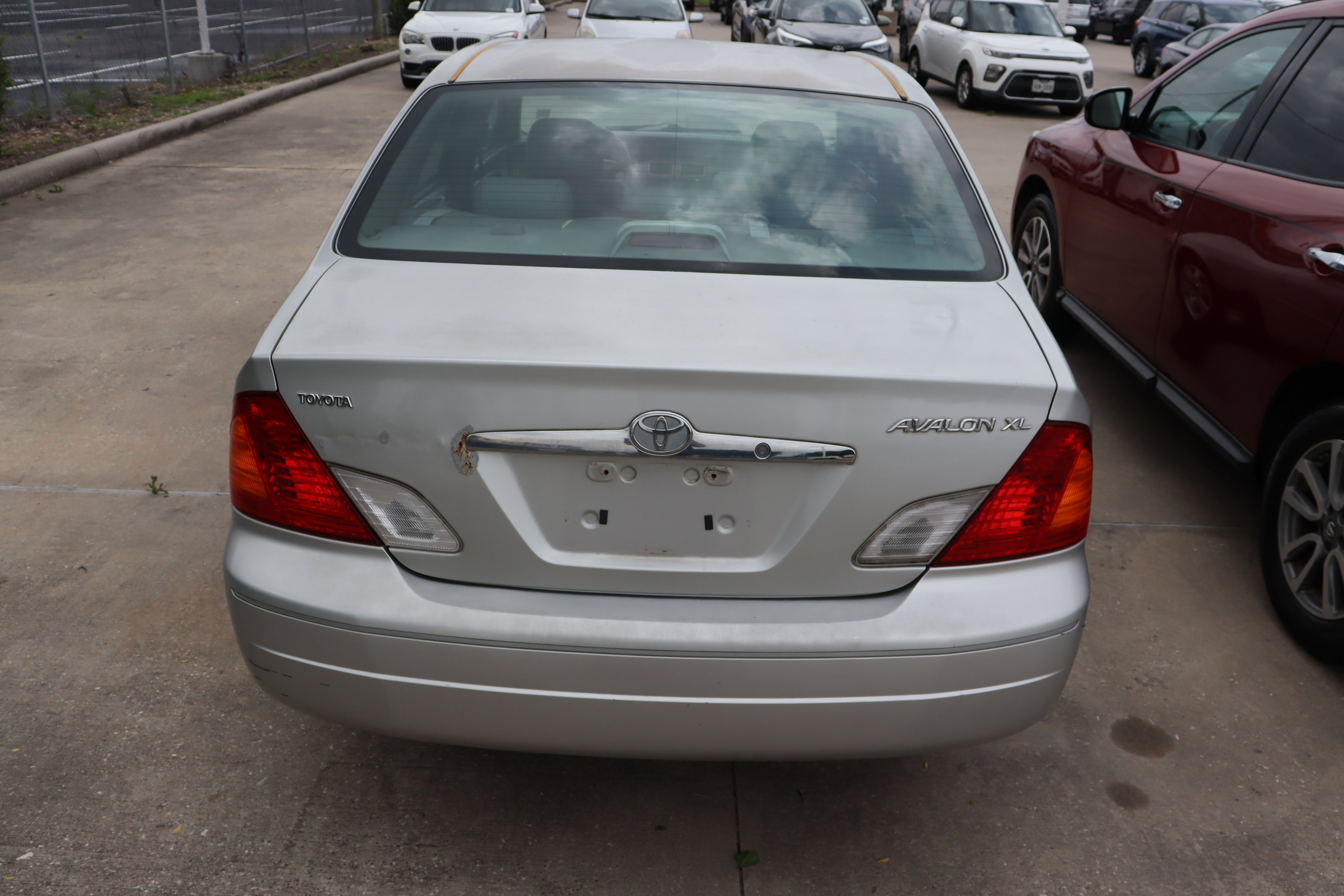 Used 2002 Toyota Avalon XL FWD image 9