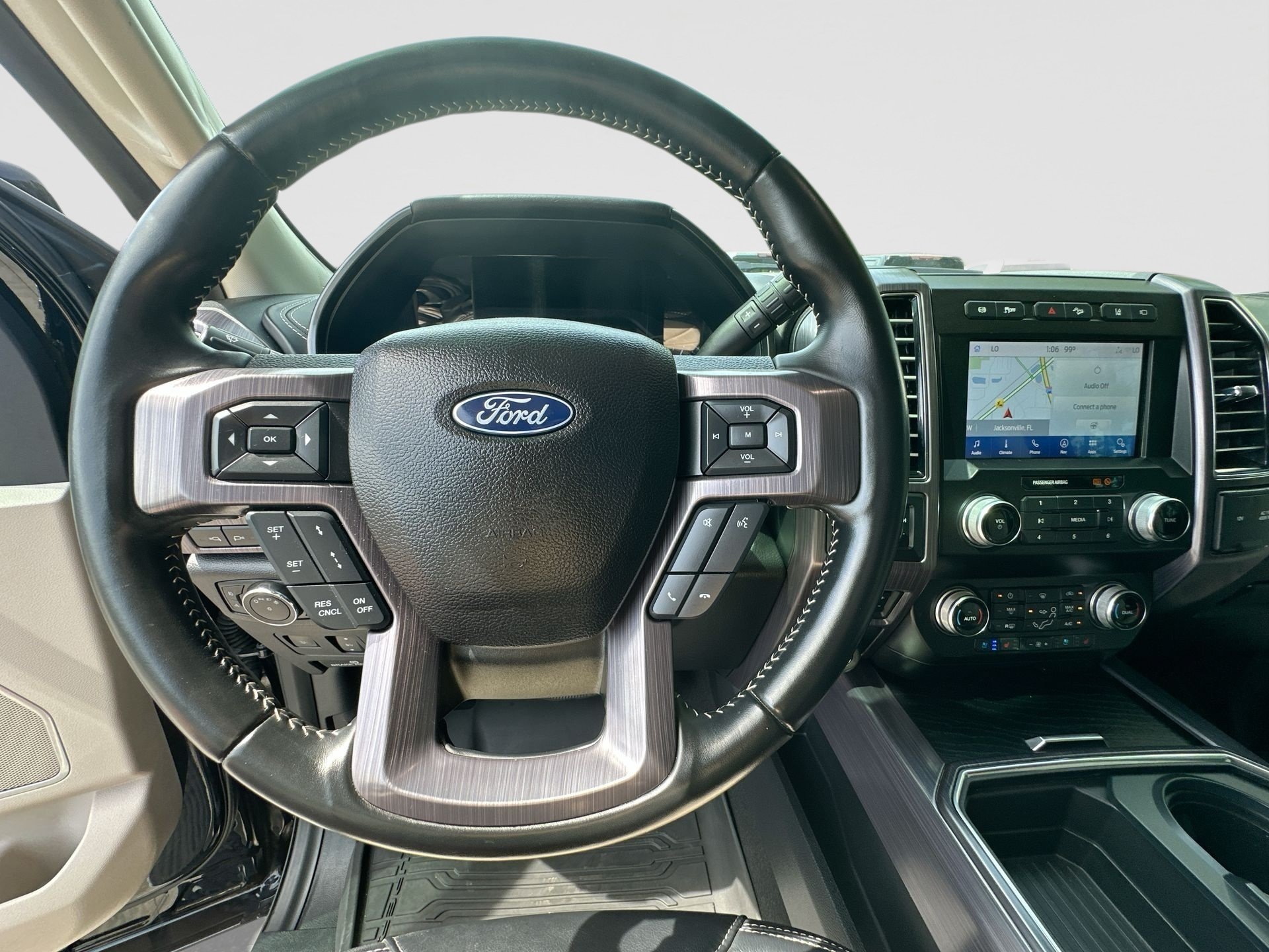 Used 2021 Ford F350 Limited AWD/4WD image 11