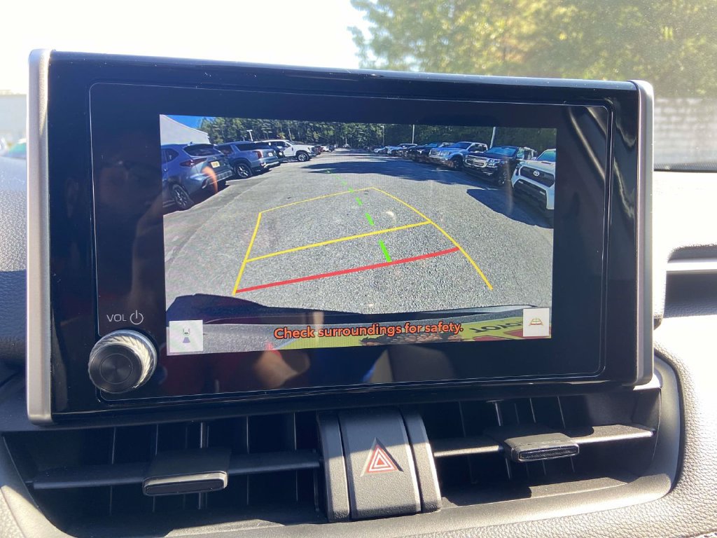 Used 2025 Toyota RAV4 LE FWD image 20