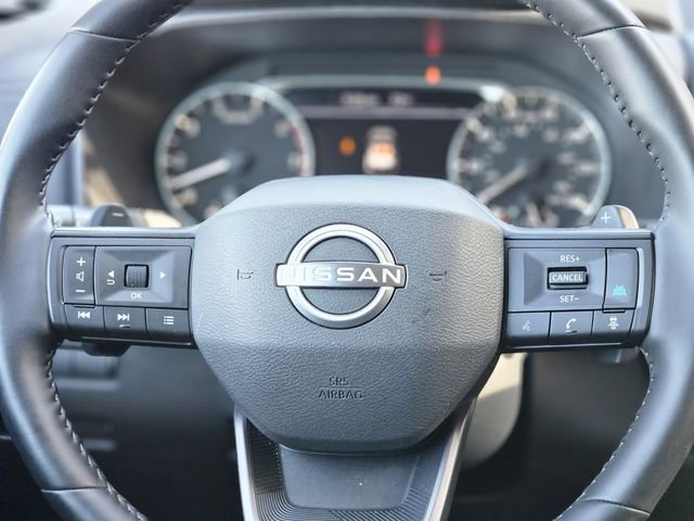 Used 2025 Nissan Rogue SV FWD image 16