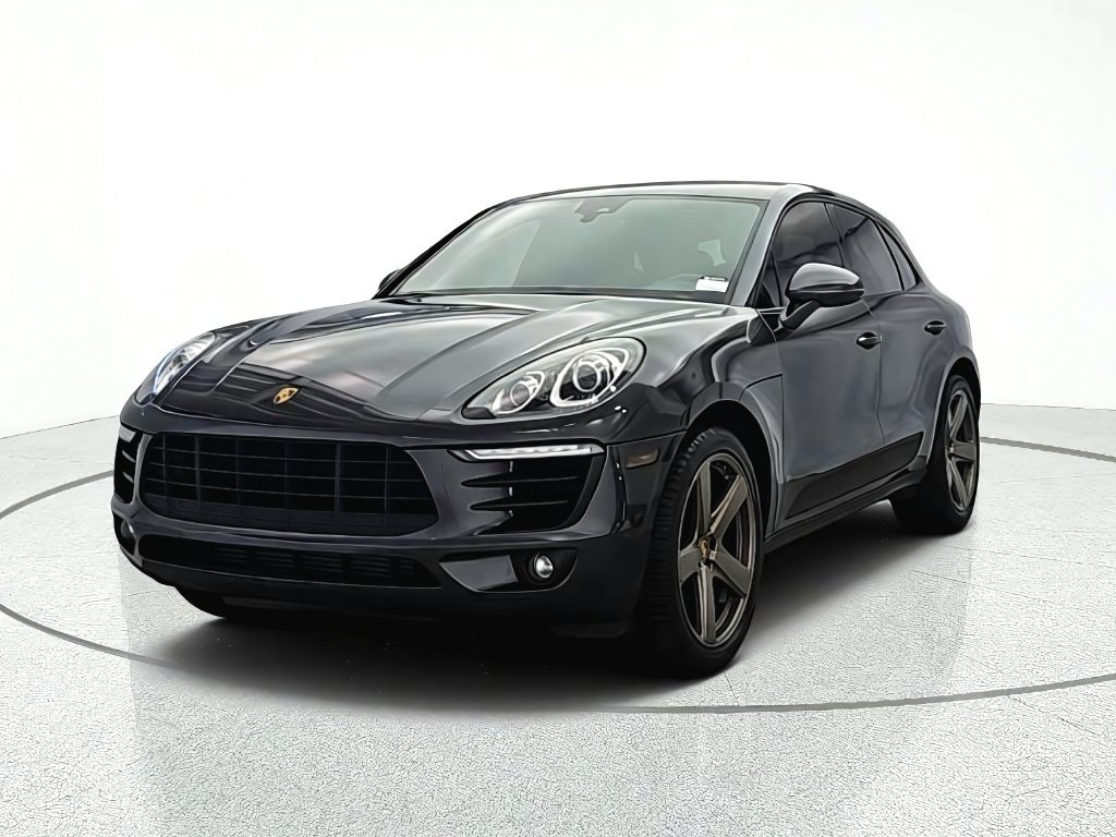 Used 2018 Porsche Macan Sport Edition AWD/4WD image 2