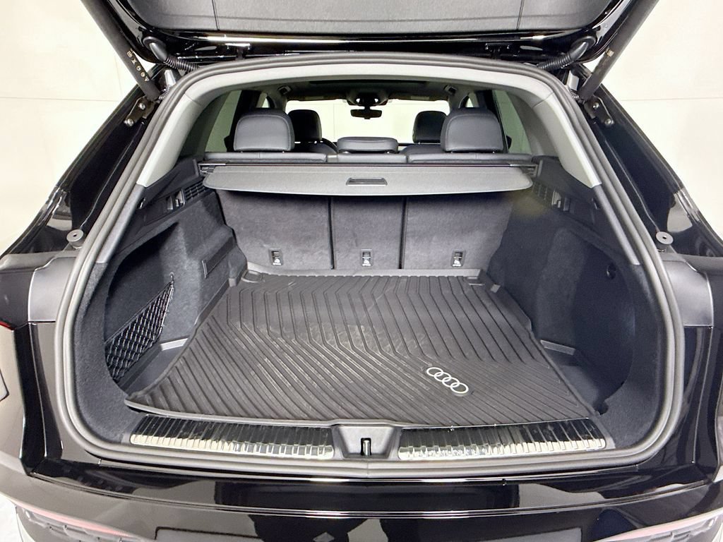 Used 2026 Audi Q5 Premium w/ Premium Plus AWD/4WD image 29