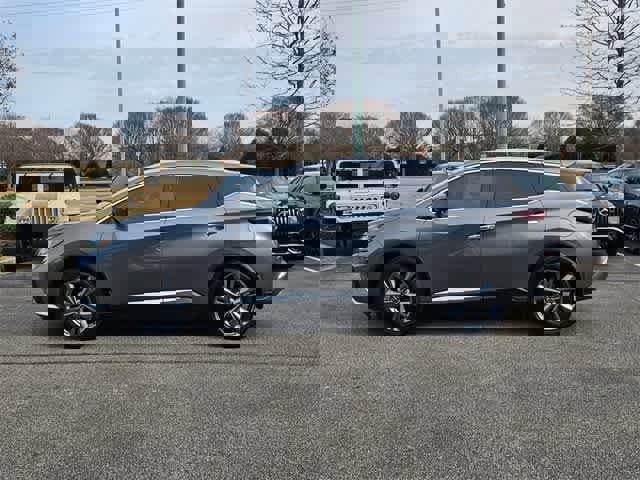 Used 2023 Nissan Murano Platinum w/ Cargo Package image 6