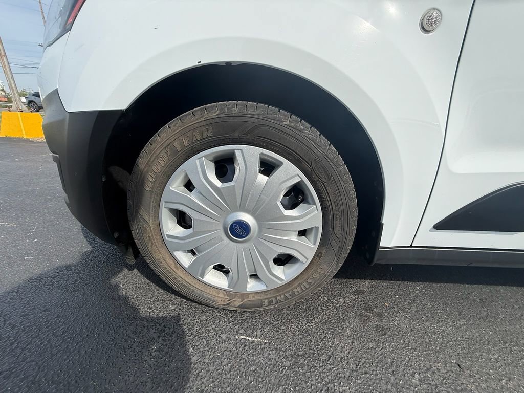 Used 2023 Ford Transit Connect XL image 10