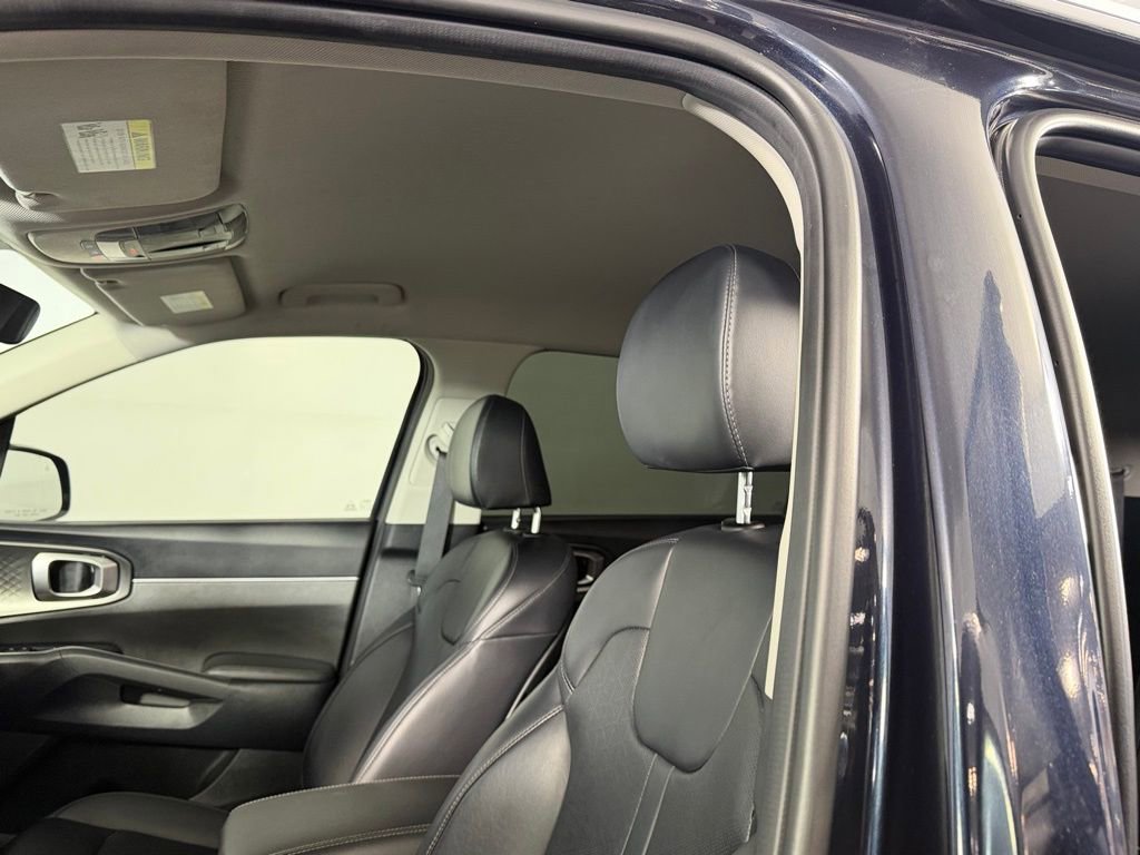 Used 2023 Kia Sorento EX image 23