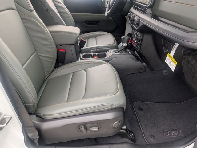 New 2026 Jeep Gladiator Mojave AWD/4WD image 31