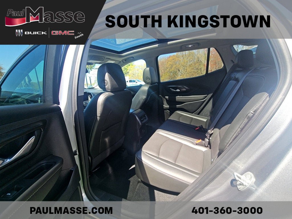 Used 2023 GMC Terrain SLT w/ Infotainment Package II AWD/4WD image 19
