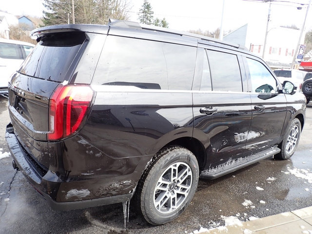 New 2026 Ford Expedition Active image 6