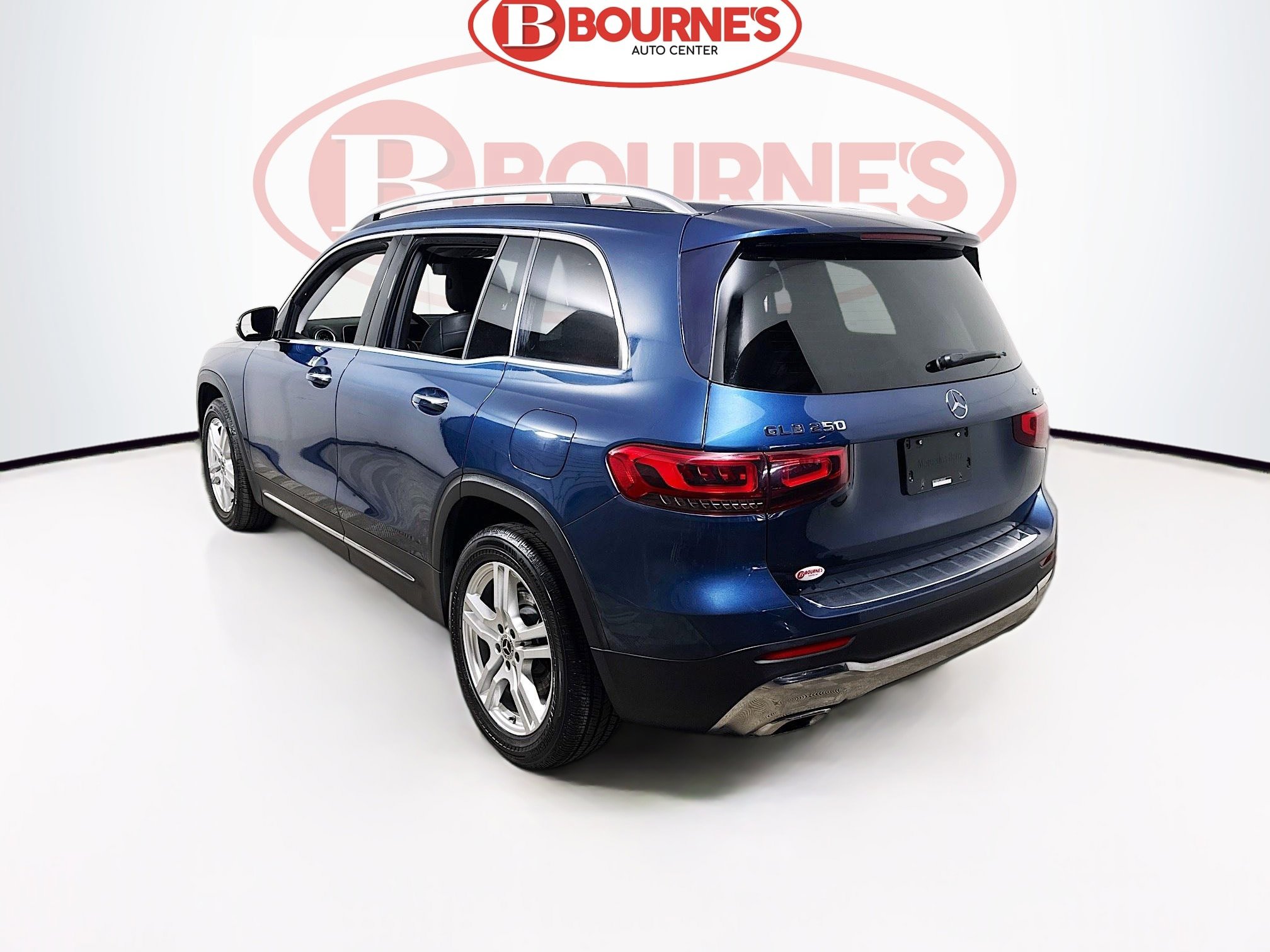 Used 2020 Mercedes-Benz GLB 250 4MATIC image 8