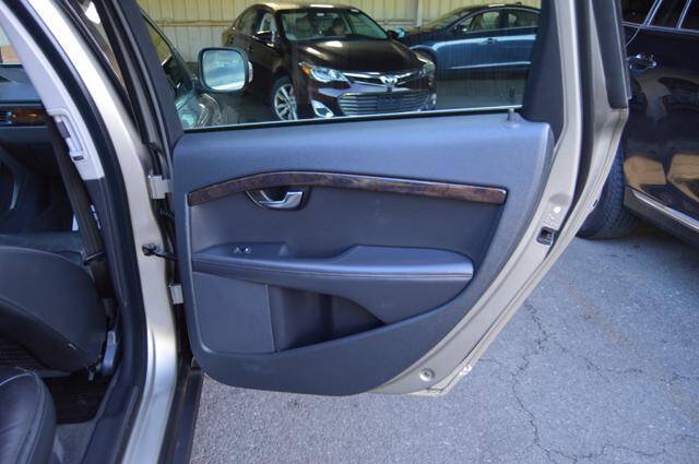 Used 2016 Volvo XC70 T5 Premier w/ Proximity Package FWD image 59