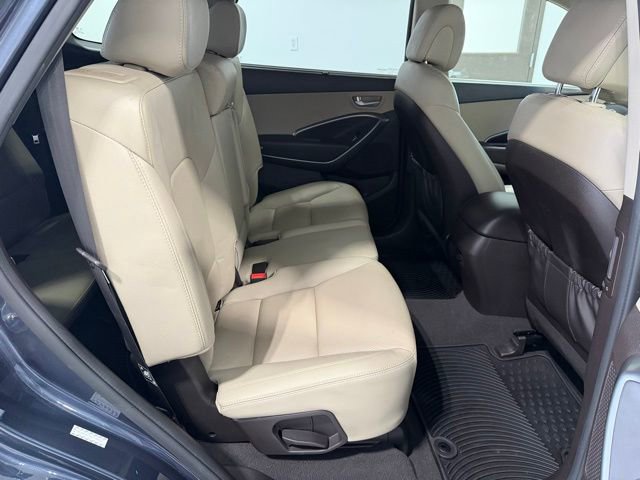 Used 2016 Hyundai Santa Fe SE w/ Option Group 02 AWD/4WD image 23