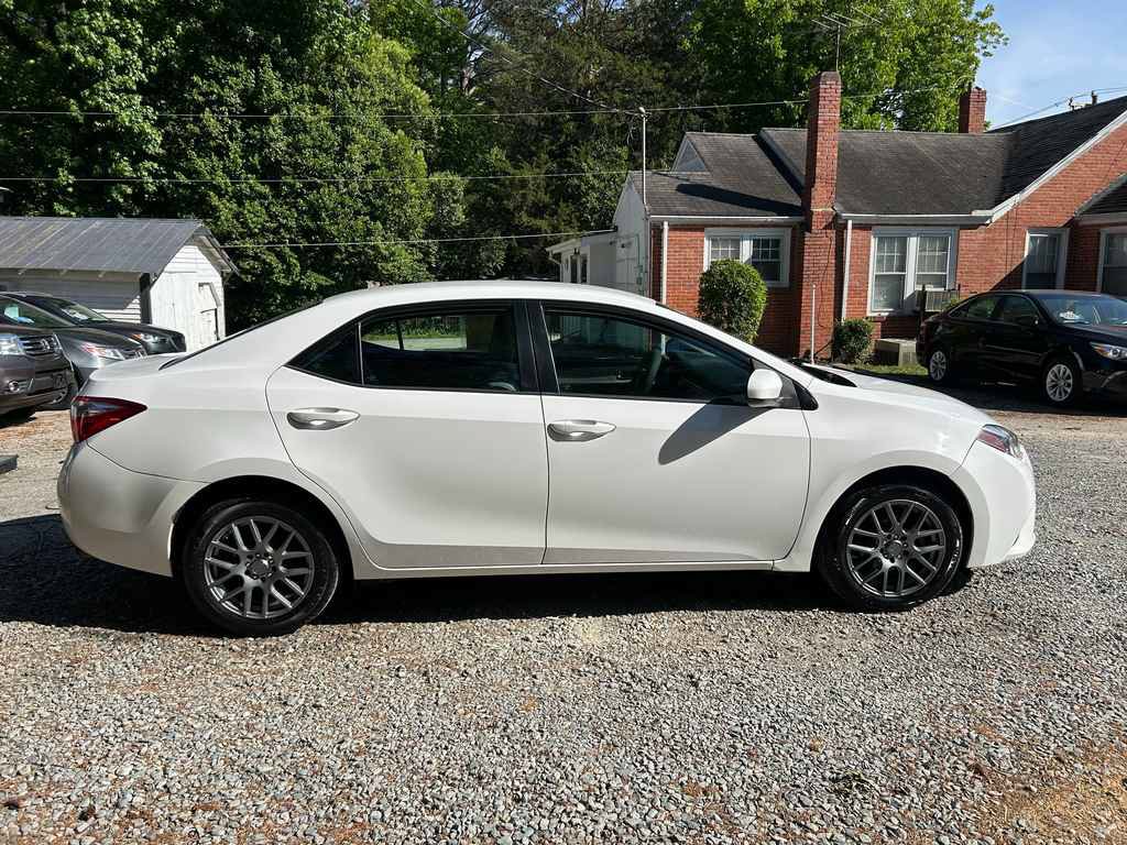 Used 2016 Toyota Corolla LE FWD image 20