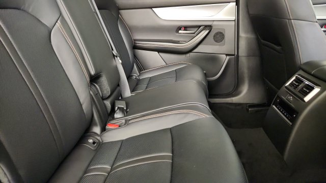 New 2026 MAZDA CX-90 Plug-In Hybrid w/Premium Sport AWD/4WD image 34