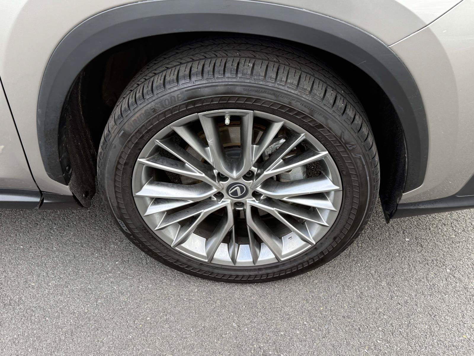 Used 2023 Lexus NX 350h AWD image 7