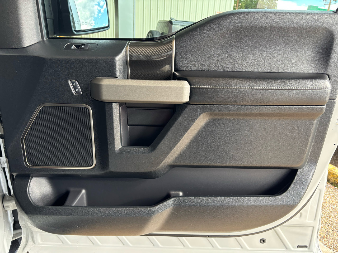 Used 2017 Ford F150 Raptor w/ Equipment Group 802A Luxury image 22