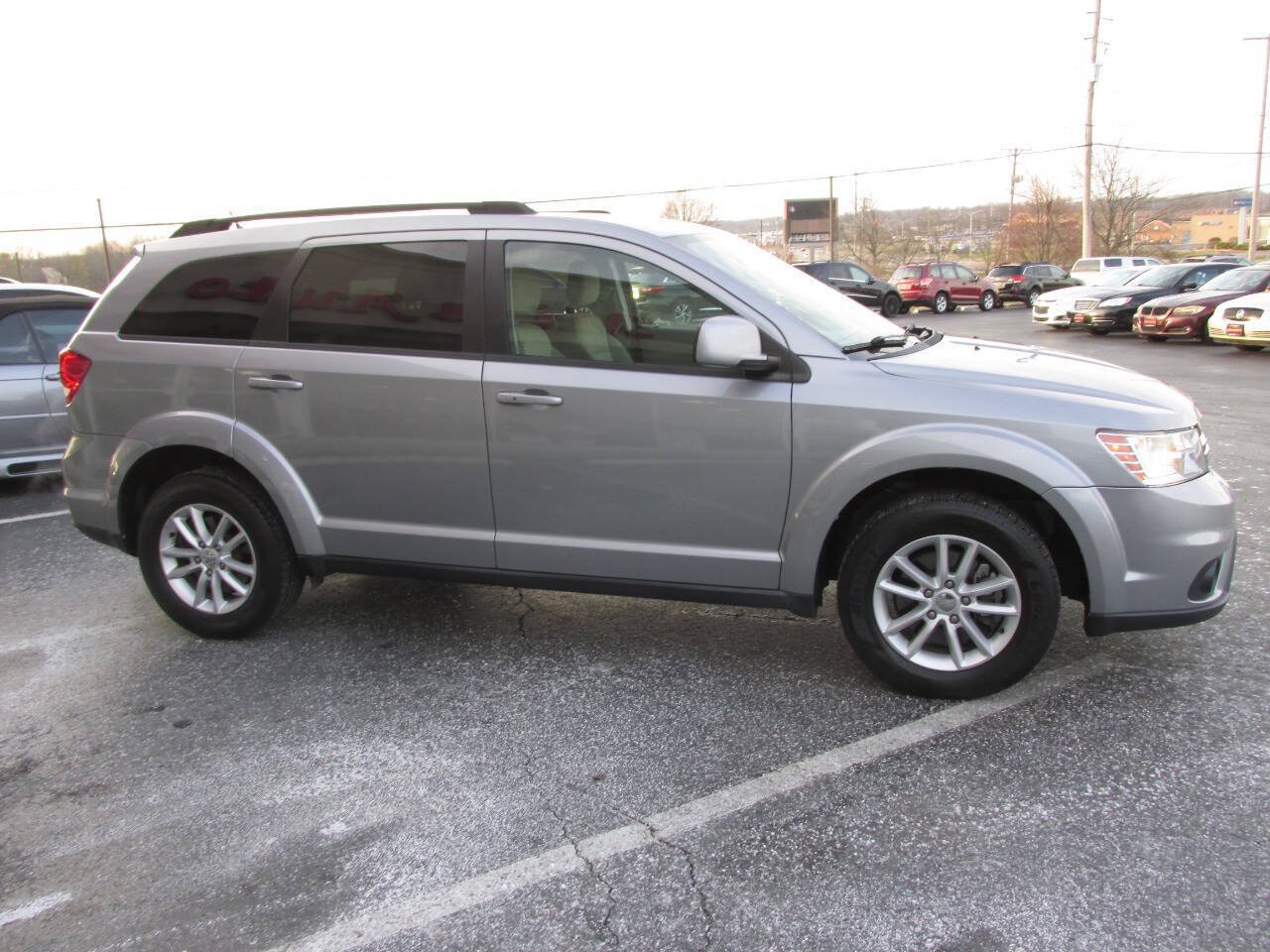 Used 2015 Dodge Journey SXT w/ Flexible Seating Group FWD image 7