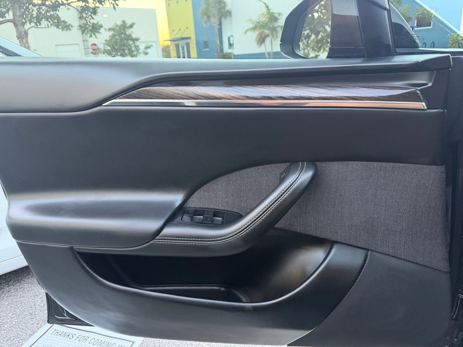 Used 2022 Tesla Model S image 19