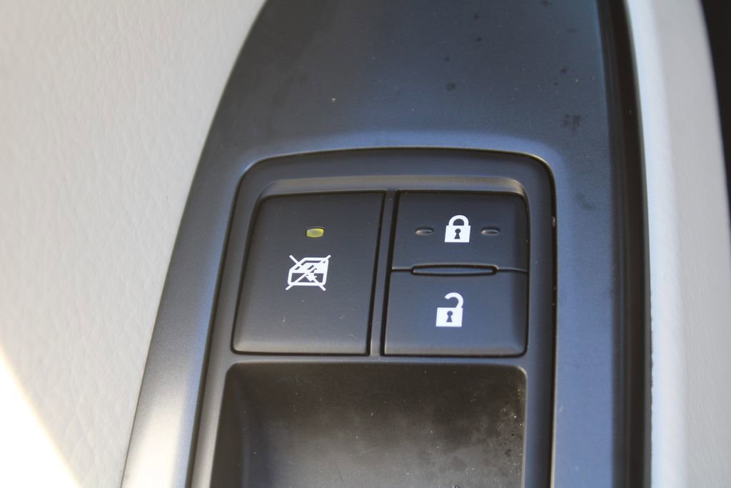 Used 2023 Lexus GX 460 Premium w/ Premium Package image 21