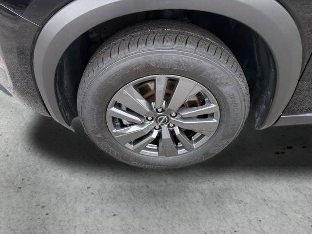 Certified 2024 Nissan Pathfinder SV FWD image 26