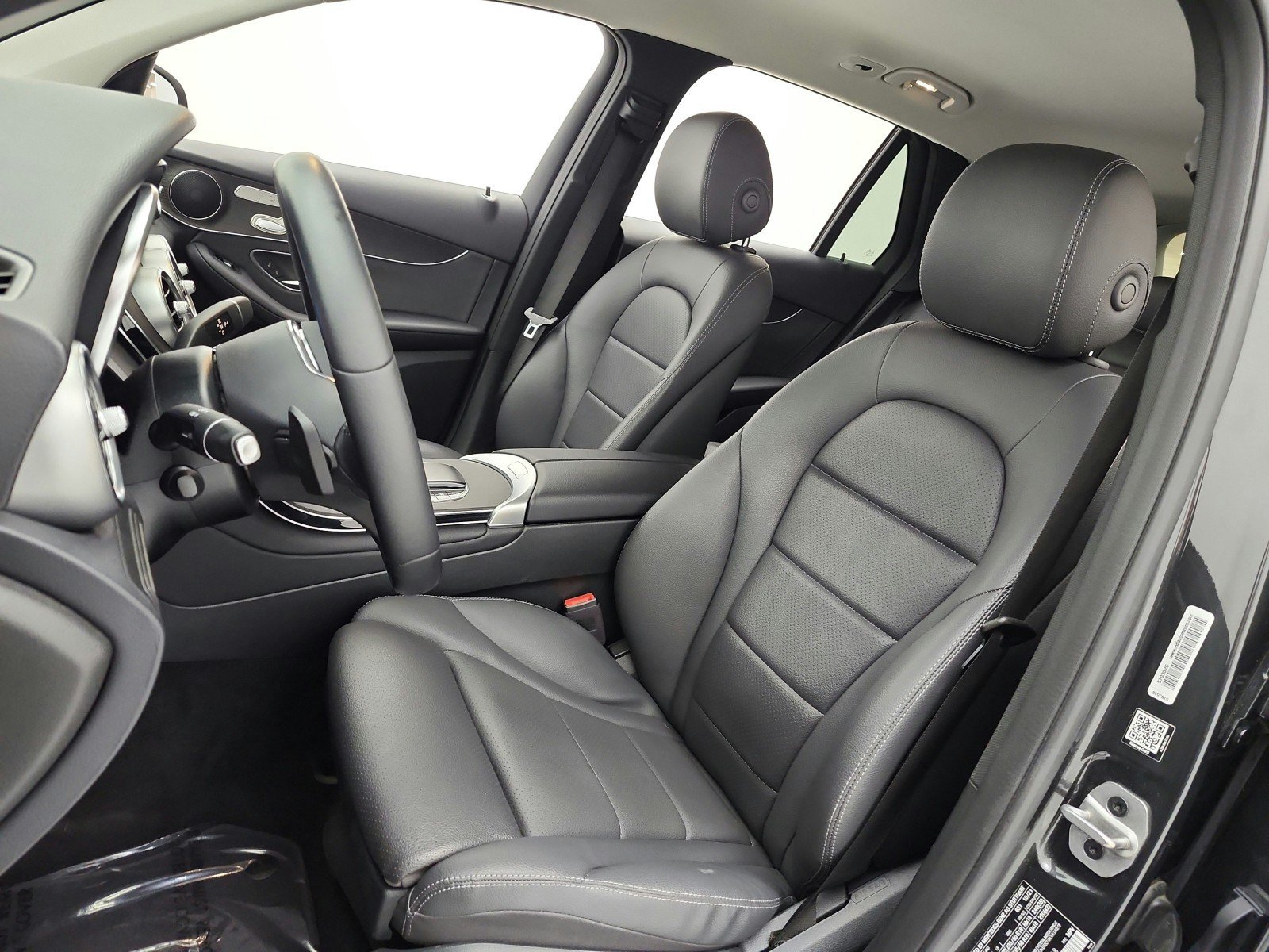 Used 2022 Mercedes-Benz GLC 300 image 10