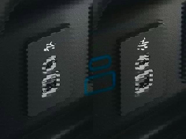 New 2026 Ford F250 XLT w/ FX4 Off-Road Package image 18