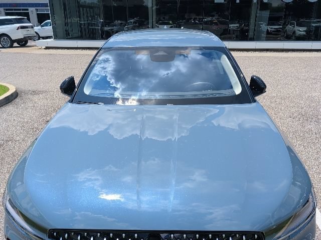 Used 2026 Lincoln Nautilus Premier AWD/4WD image 2