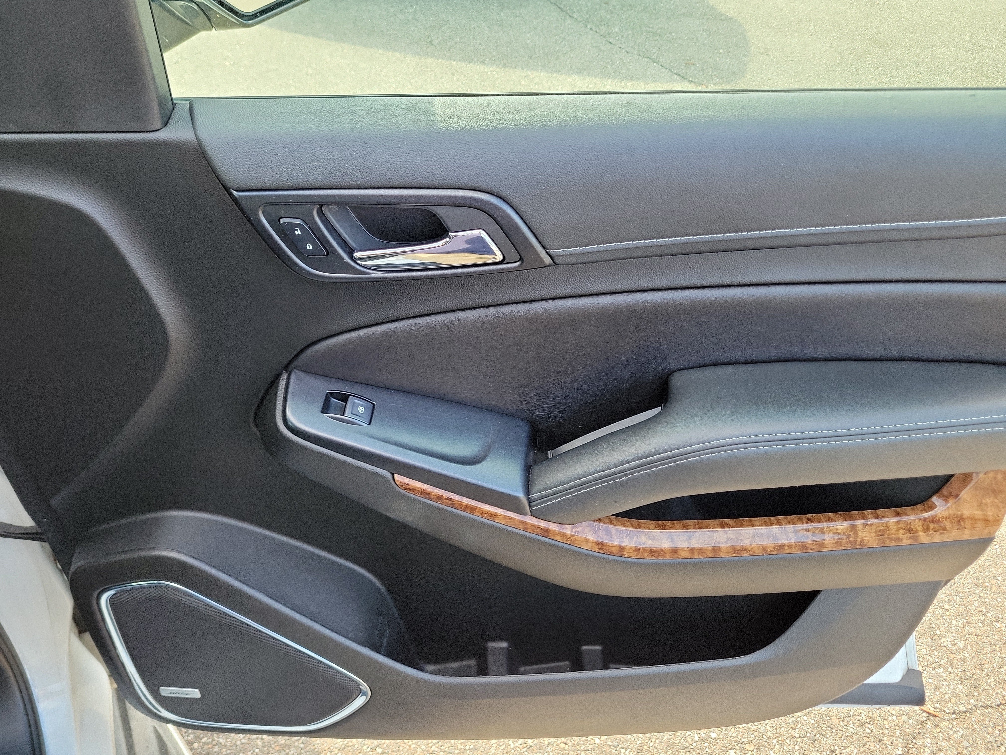 Used 2019 Chevrolet Tahoe Premier RWD image 10