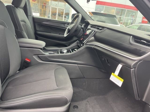 New 2025 Jeep Grand Cherokee 4WD image 20