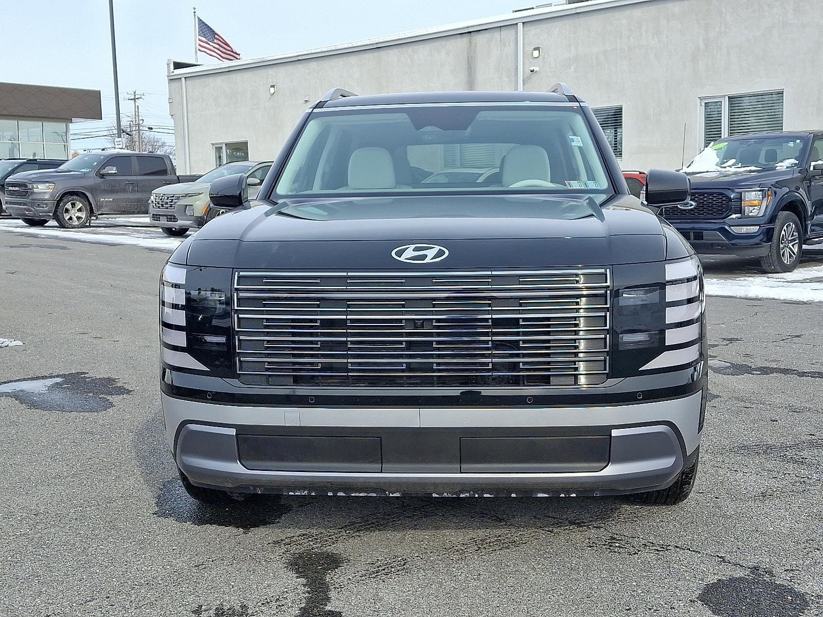 New 2026 Hyundai Palisade SEL Premium image 2