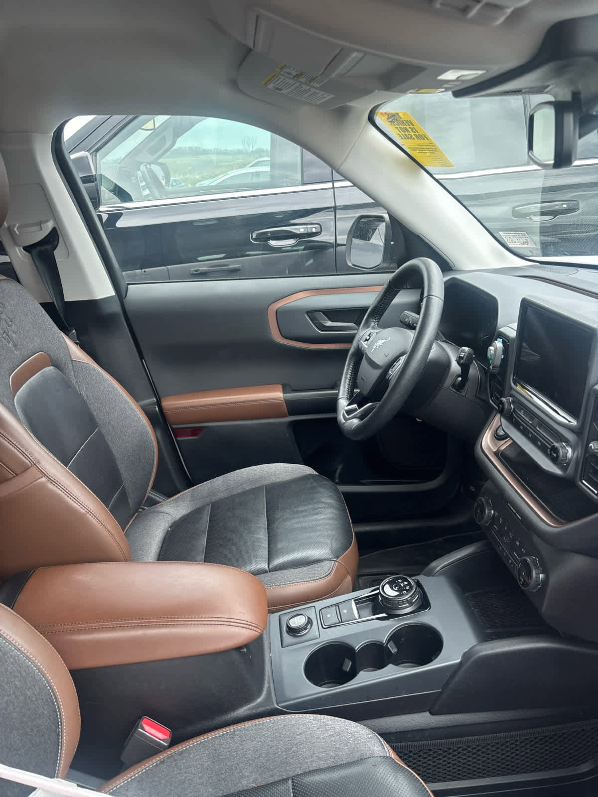 Used 2022 Ford Bronco Sport Outer Banks image 4