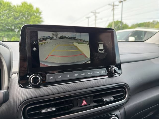 Used 2022 Hyundai Kona Limited AWD/4WD image 16