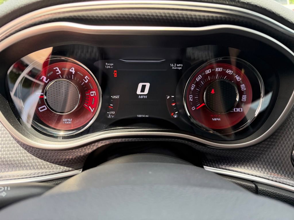 Used 2015 Dodge Challenger SRT Hellcat RWD image 16