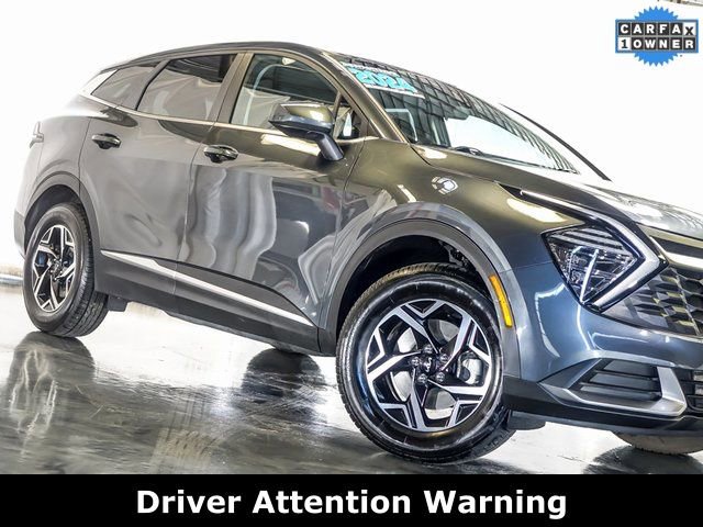 Used 2024 Kia Sportage LX image 5