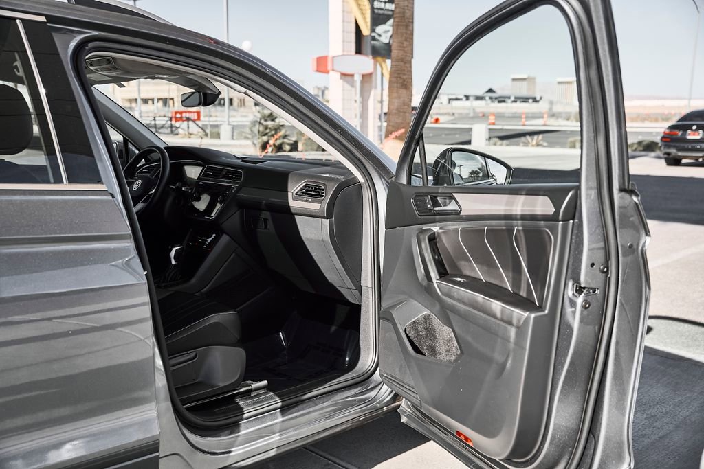 Used 2024 Volkswagen Tiguan Wolfsburg Edition FWD image 10