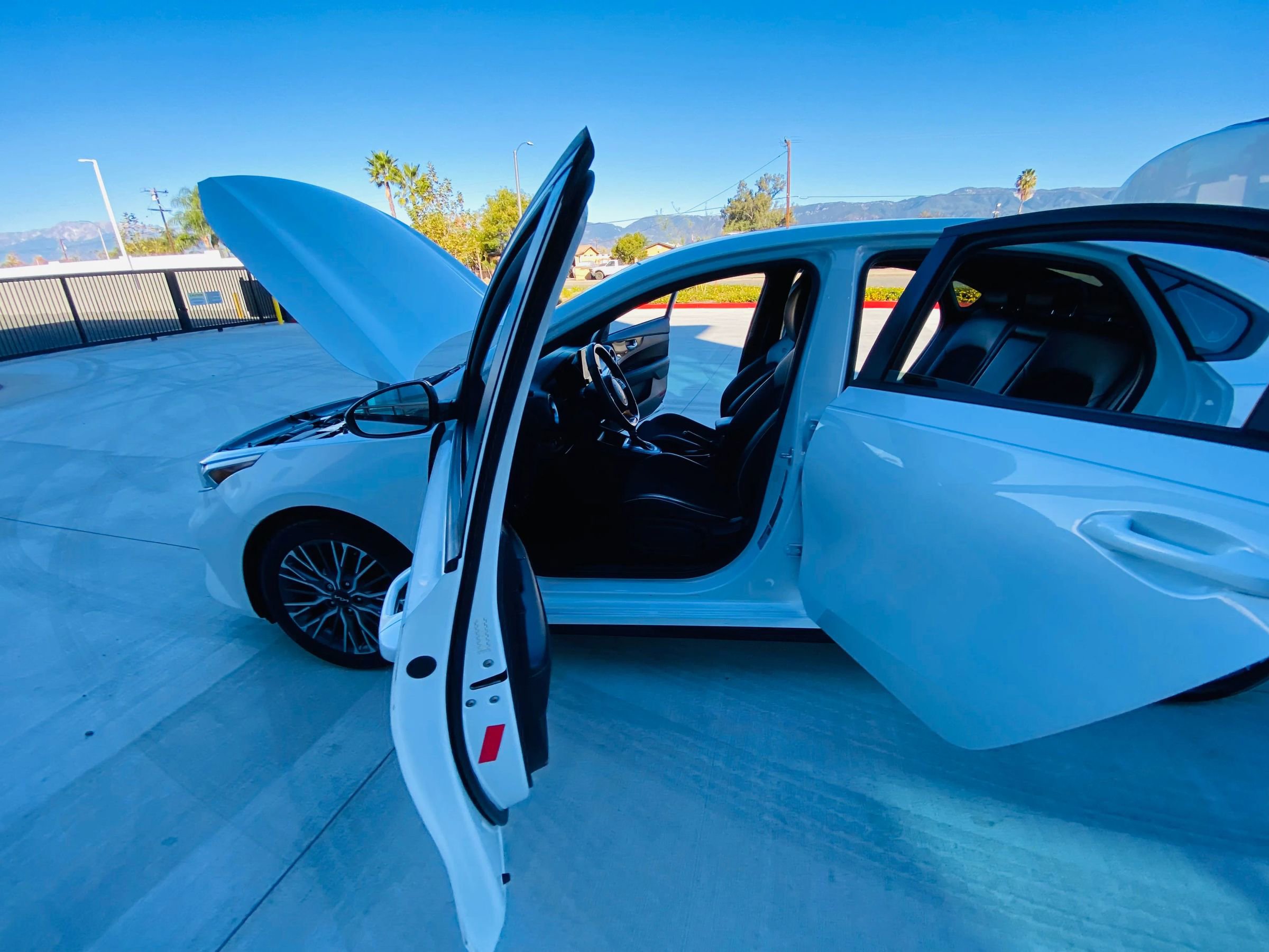 Used 2023 Kia Forte GT-Line image 28