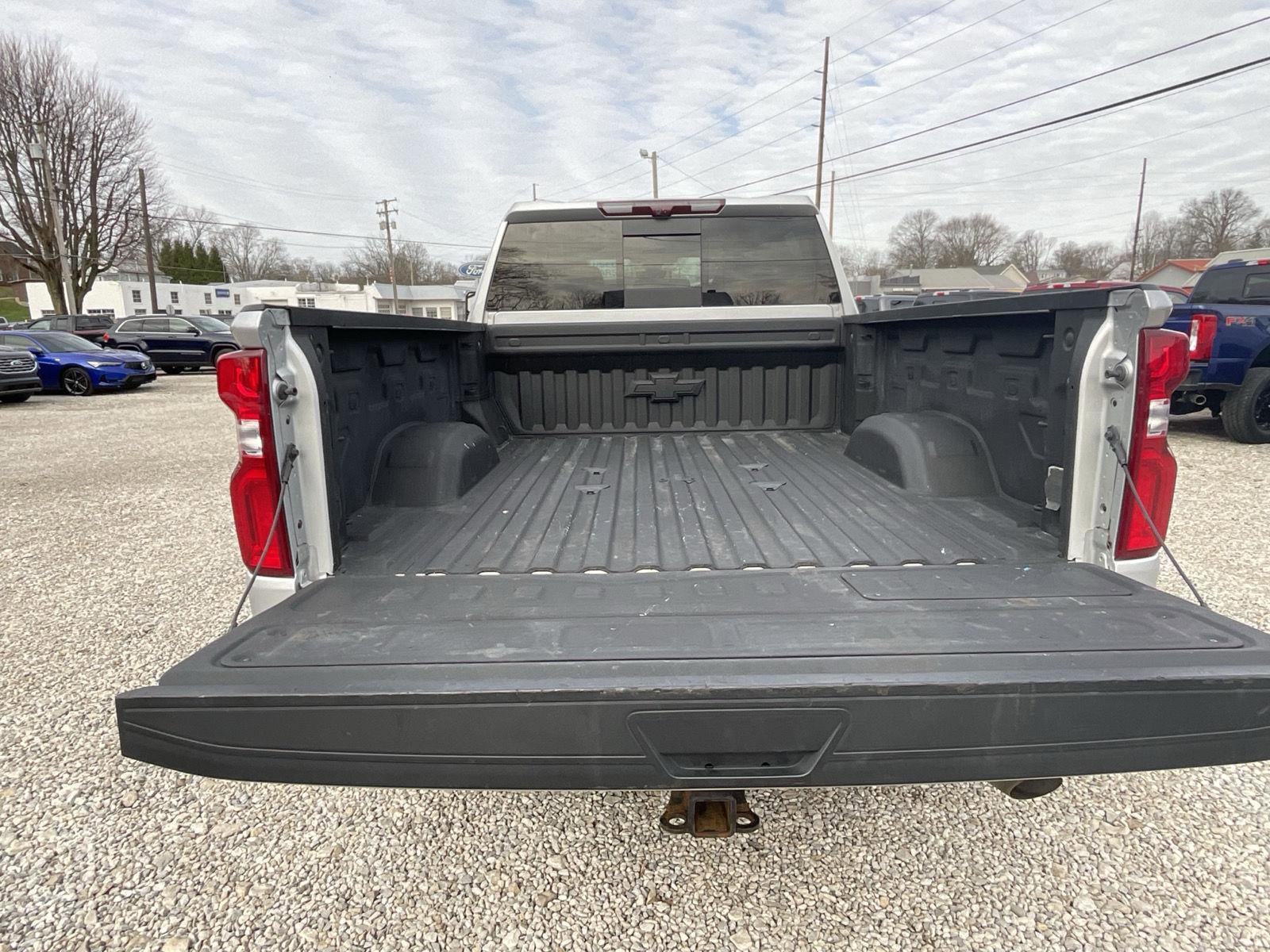 Used 2022 Chevrolet Silverado 2500 LTZ w/ LTZ Premium Package image 13