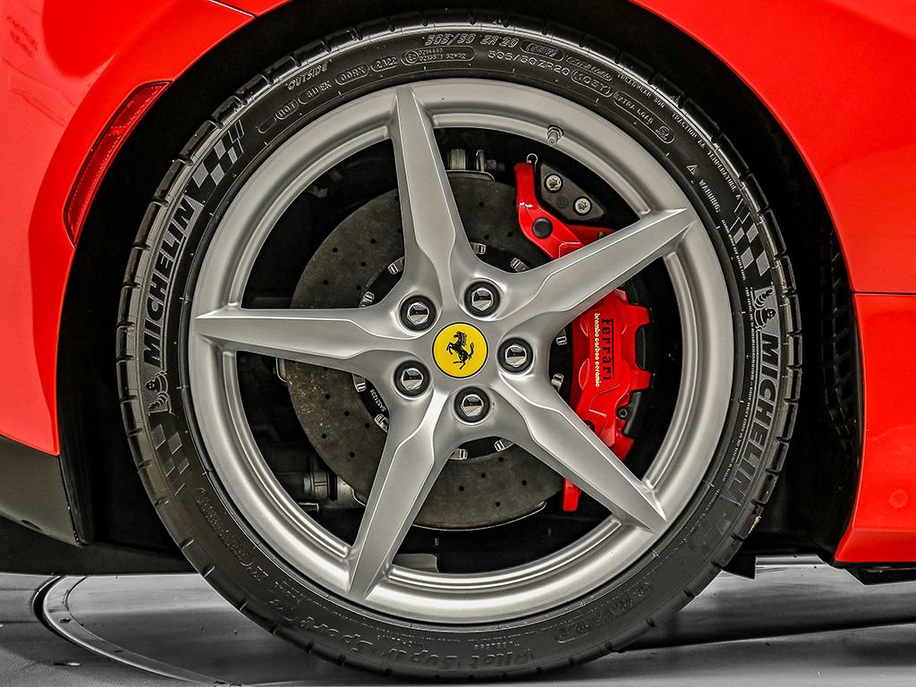 Used 2020 Ferrari F8 Tributo image 33