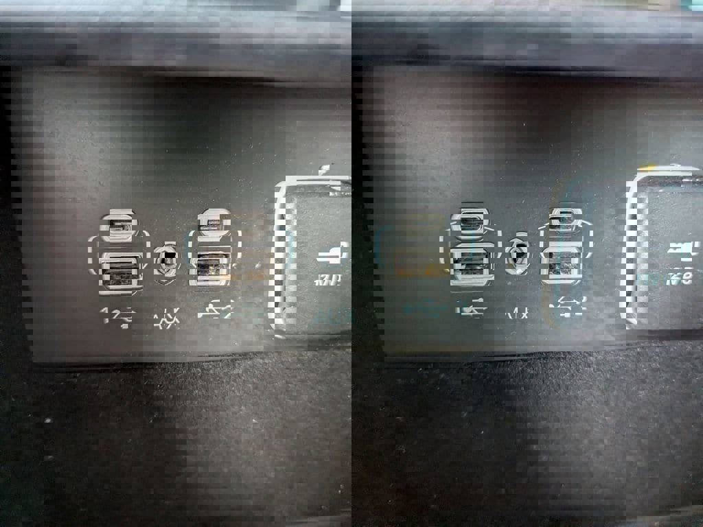 Used 2021 Jeep Grand Cherokee L Limited image 23