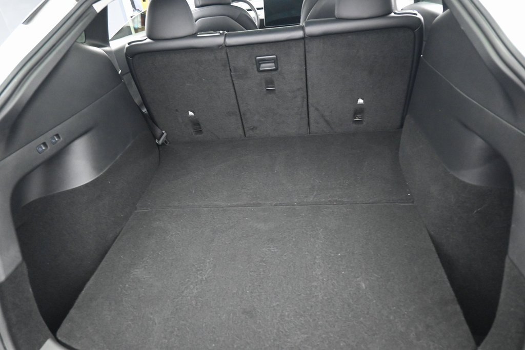 Used 2021 Tesla Model Y Long Range image 31