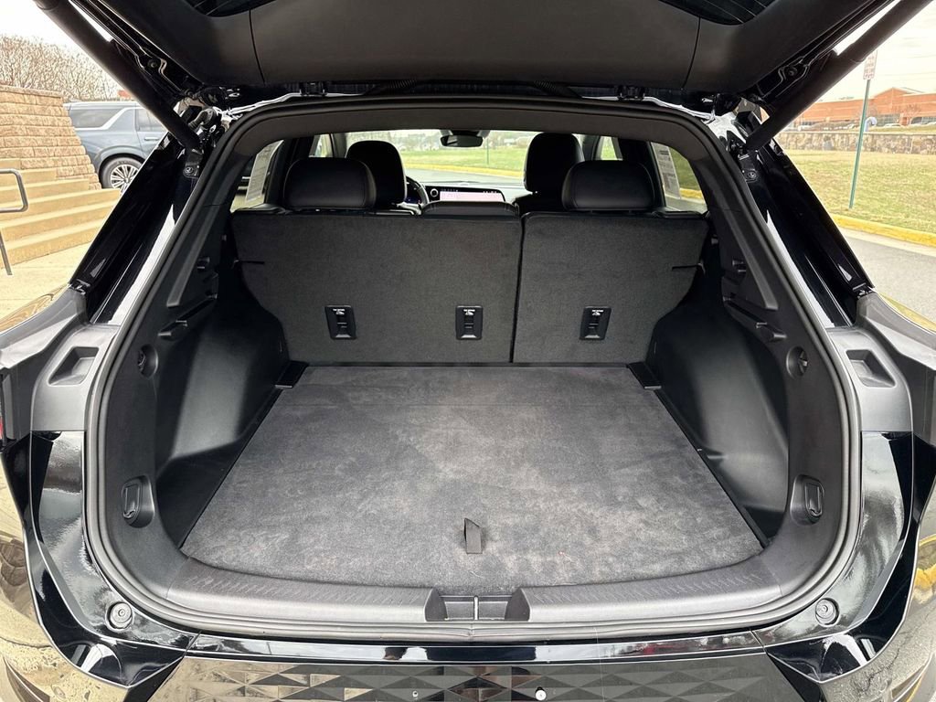 Used 2024 Chevrolet Equinox EV RS image 27