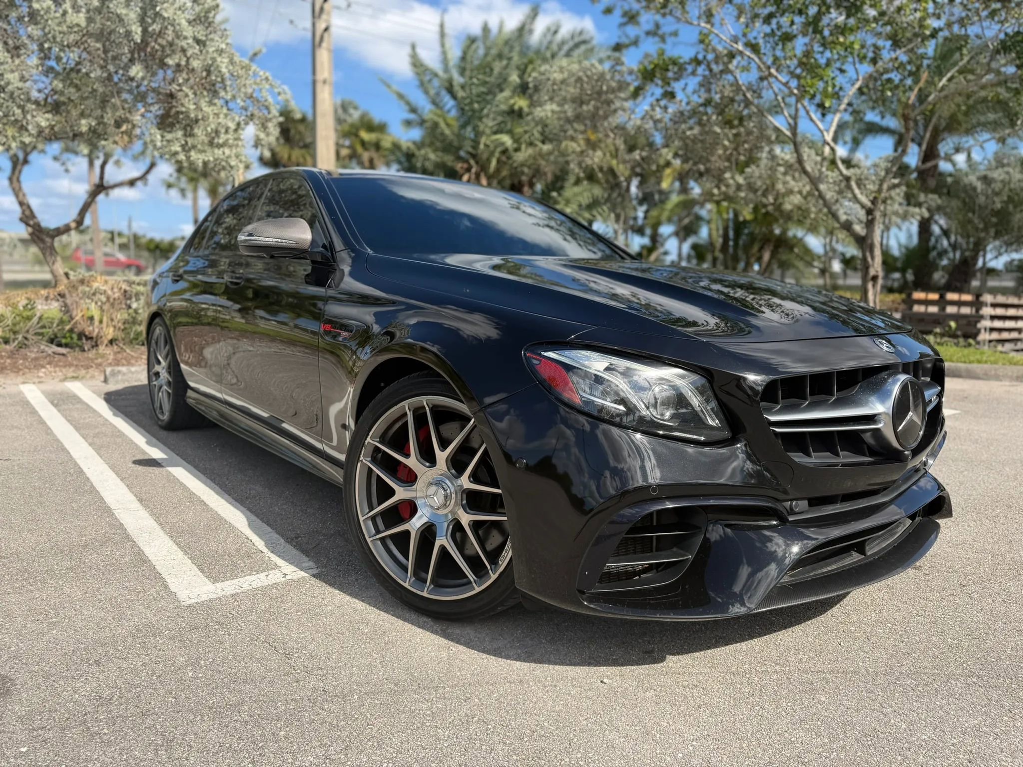 Used 2018 Mercedes-Benz E 63 AMG S image 1