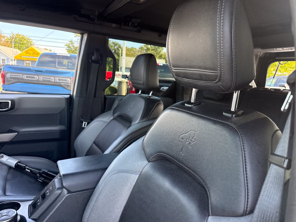 Used 2023 Ford Bronco Black Diamond AWD/4WD image 22