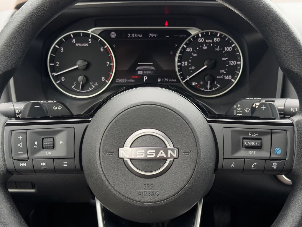 Used 2023 Nissan Rogue SV AWD/4WD image 9