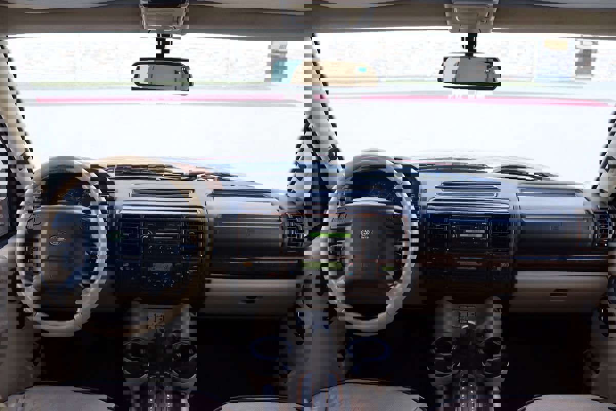 Used 2004 Land Rover Discovery SE image 16