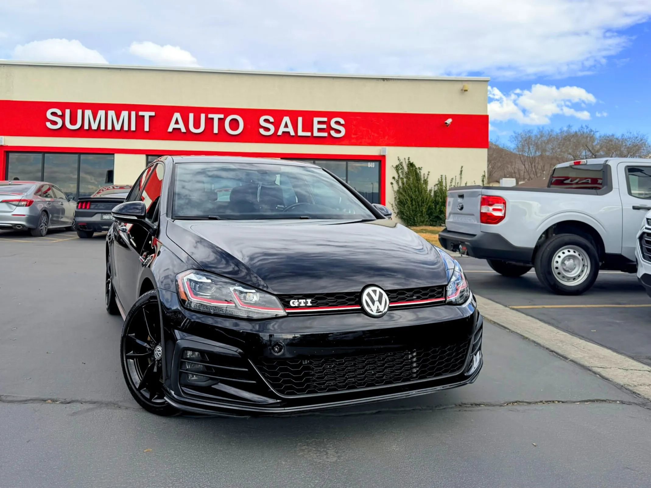 Used 2021 Volkswagen GTI SE FWD image 2