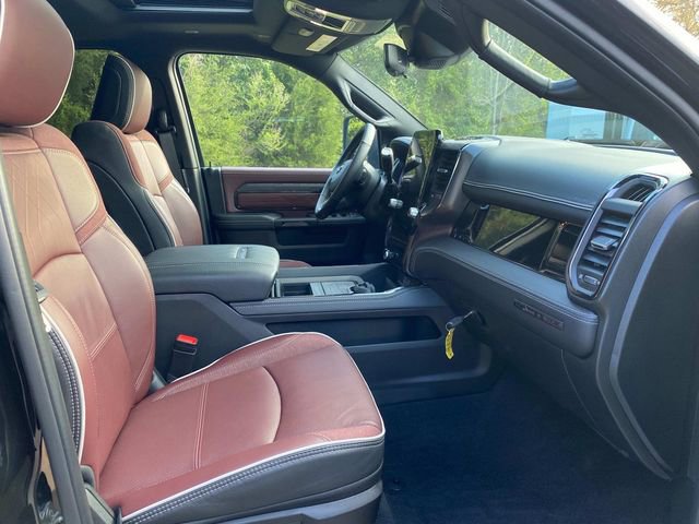 Used 2026 RAM 3500 Limited AWD/4WD image 36