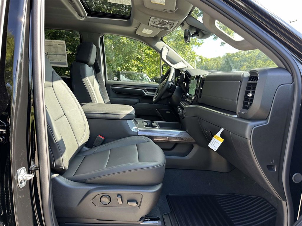 New 2026 Chevrolet Silverado 2500 LTZ w/ Z71 Chrome Sport Edition image 11