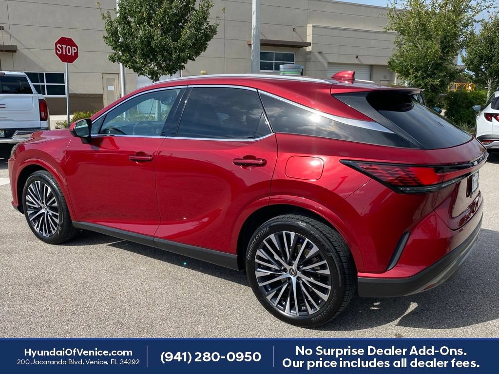 Used 2023 Lexus RX 350 Premium Plus w/ Cold Area Package FWD image 10