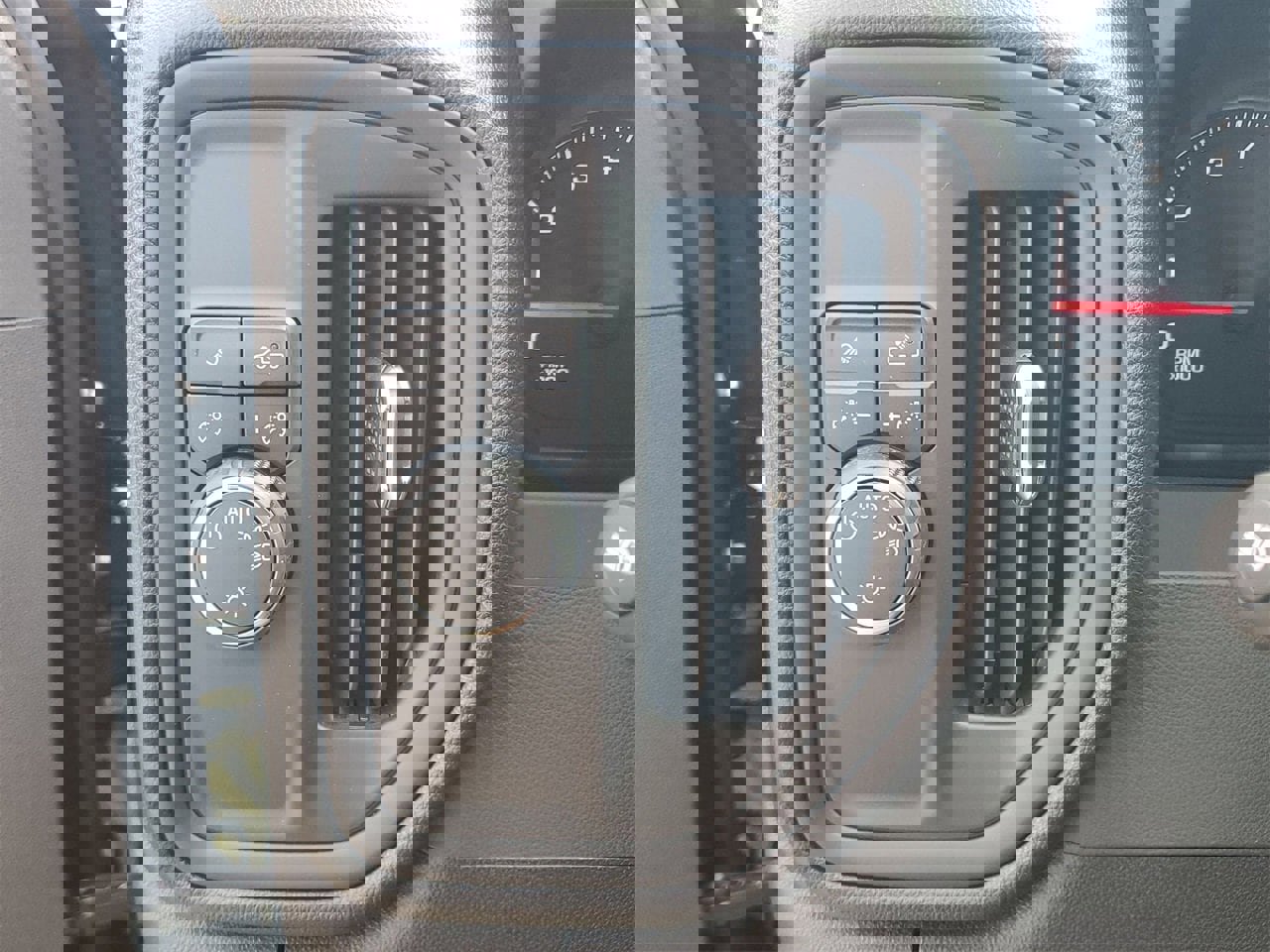 New 2026 Chevrolet Silverado 2500 Custom w/ Custom Value Package image 30