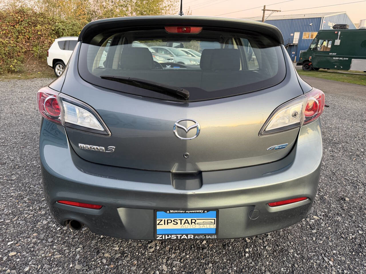 Used 2013 MAZDA MAZDA3 i Touring image 4